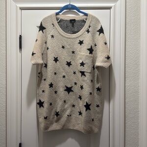 Star print sweater with pocket